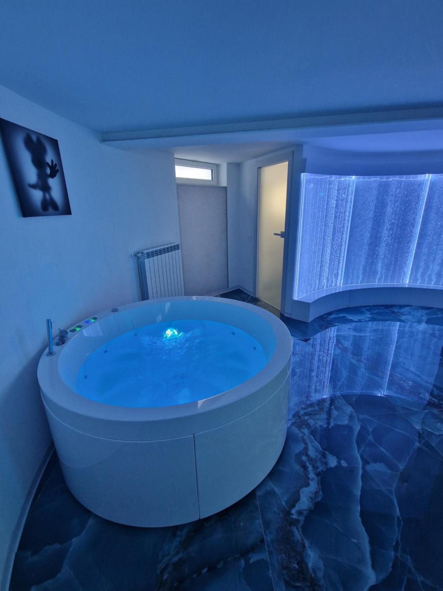 The Igloo Milano Villa Luaran gambar