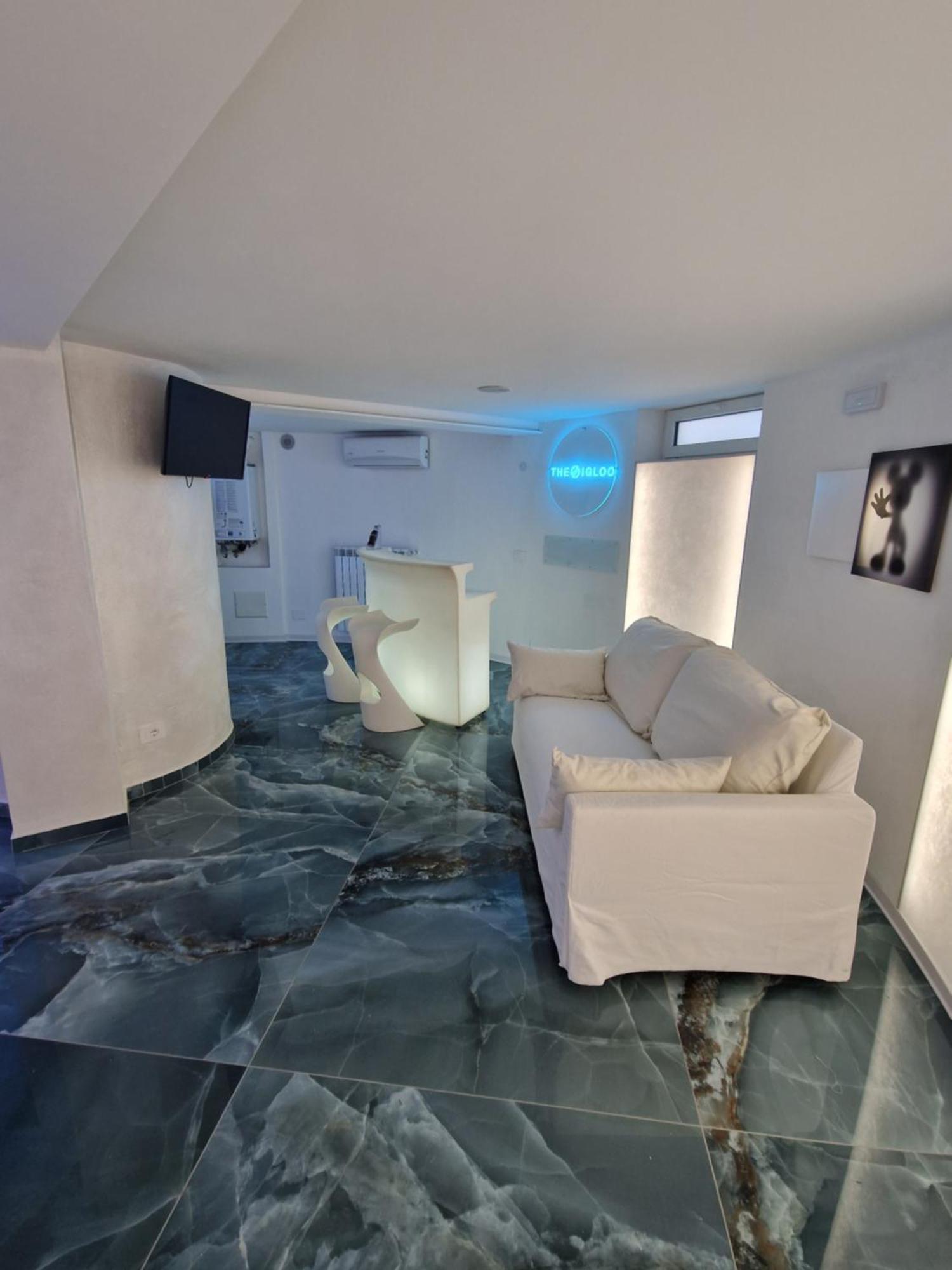 The Igloo Milano Villa Luaran gambar